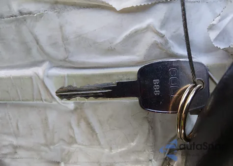 1996 Saturn Sl1 from USA, damaged, VIN 1G8ZH5285TZ175743